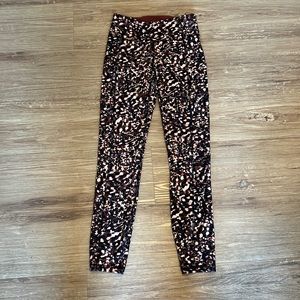 Lululemon High-Rise Invigorate 25” Leggings, Sz 4